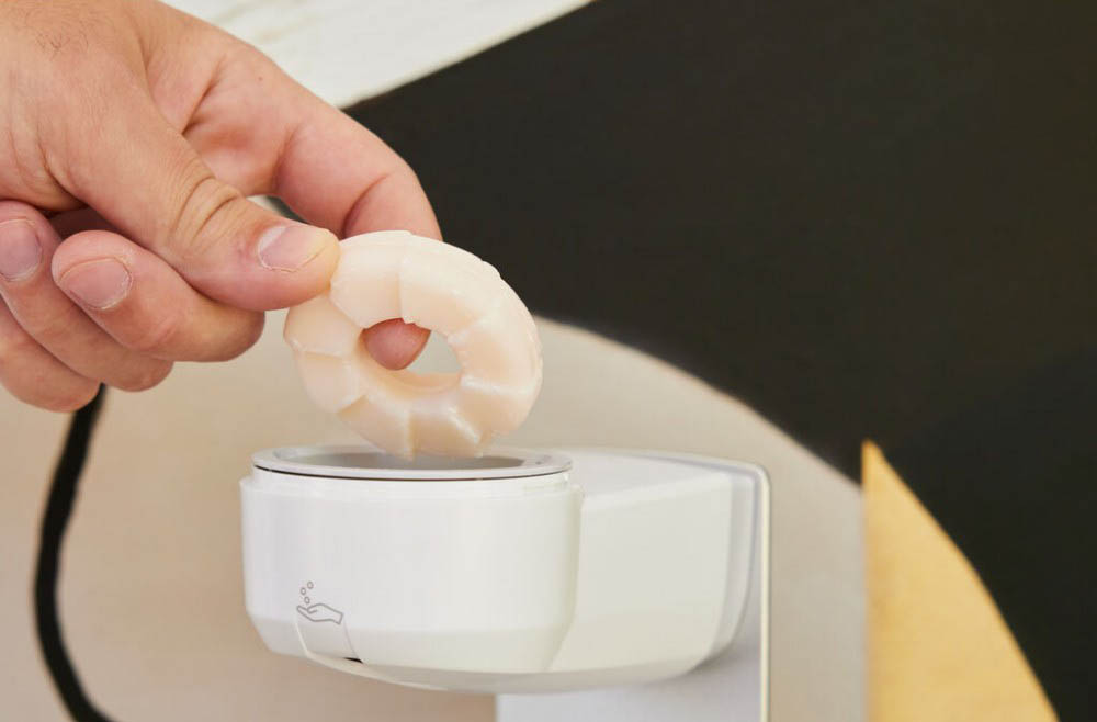 Savon solide et distributeur de savon solide pour l’hygiène des mains